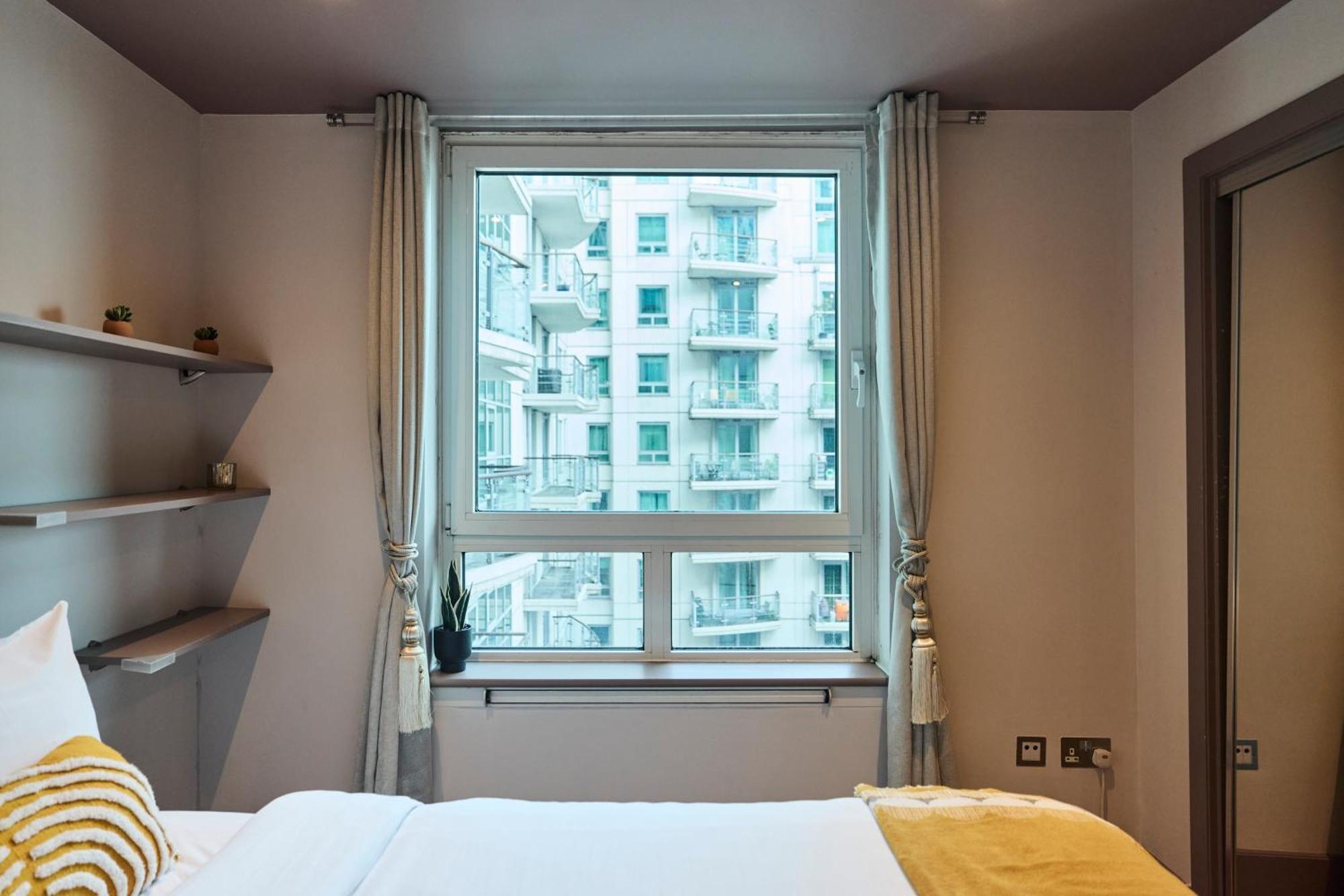 The Vauxhall Hideout - Comfy 2Bdr Flat With Balcony 런던 외부 사진