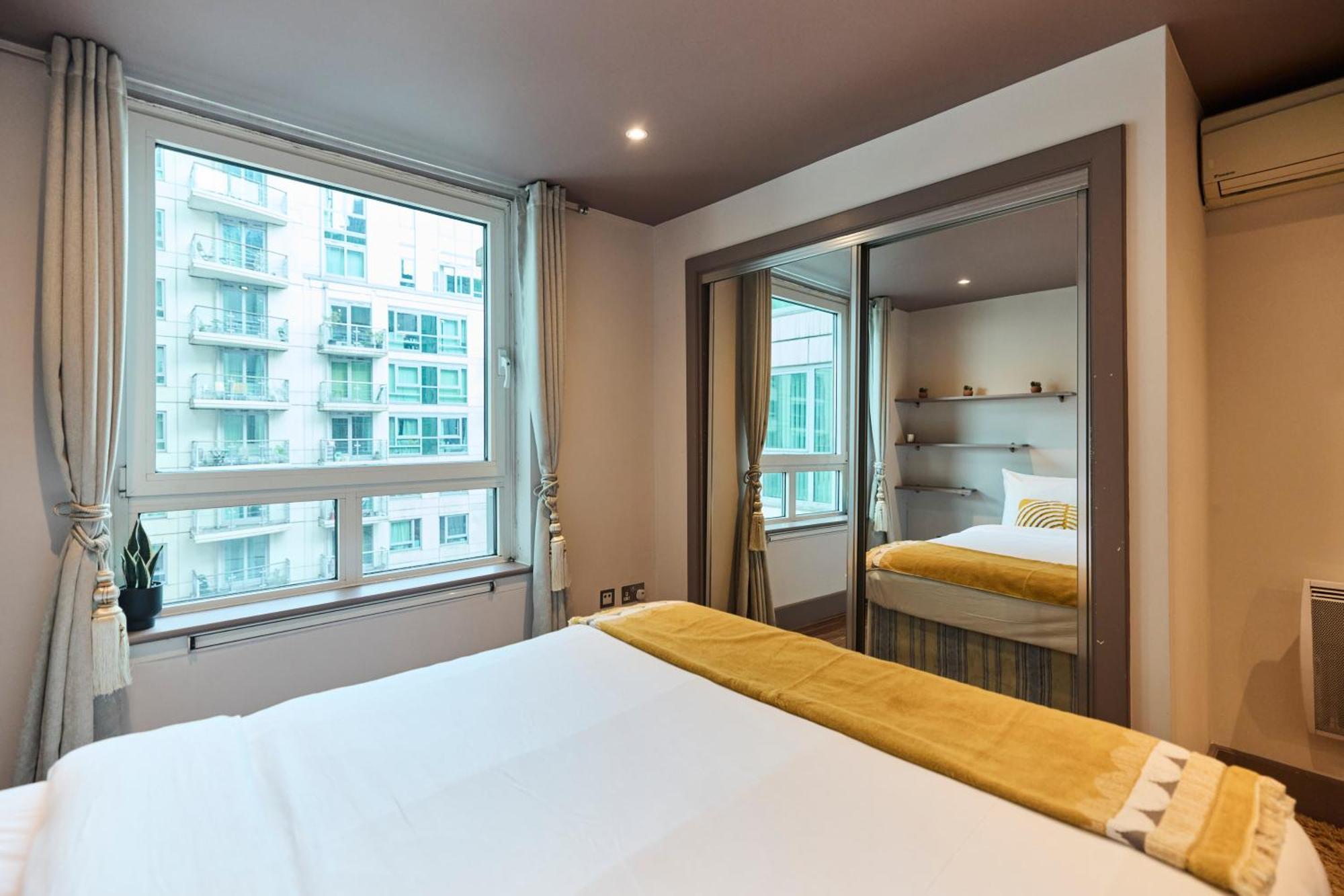 The Vauxhall Hideout - Comfy 2Bdr Flat With Balcony 런던 외부 사진